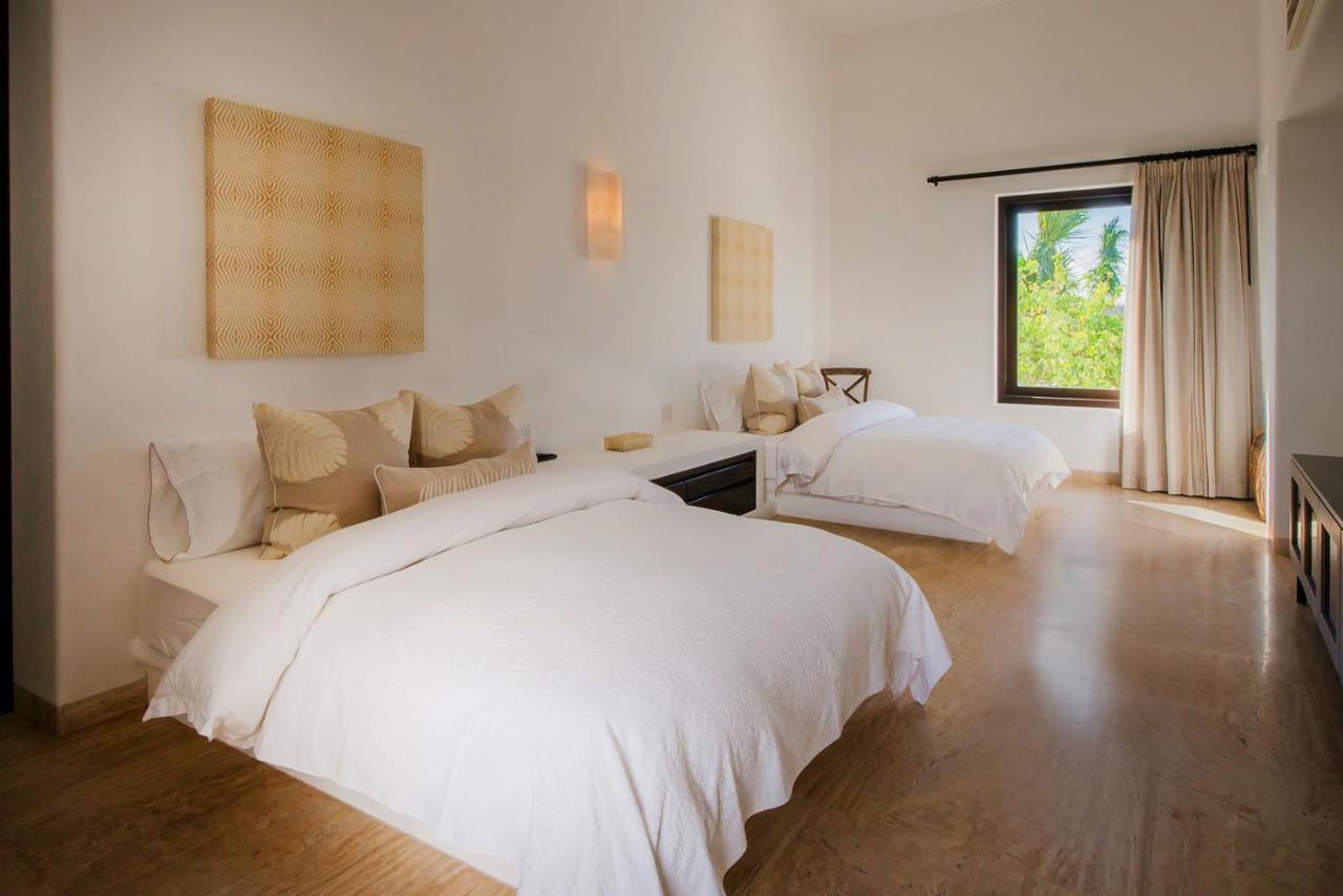 Casa Yvonne Modern Amenities Near Exclusive Golf Course Sleeps 16 San José del Cabo Exterior foto