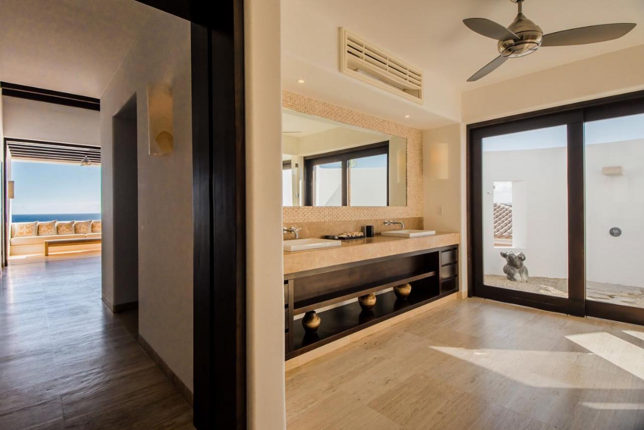 Casa Yvonne Modern Amenities Near Exclusive Golf Course Sleeps 16 San José del Cabo Exterior foto