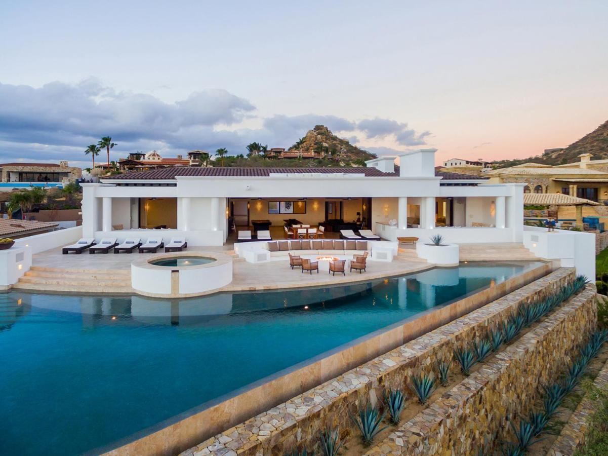 Casa Yvonne Modern Amenities Near Exclusive Golf Course Sleeps 16 San José del Cabo Exterior foto